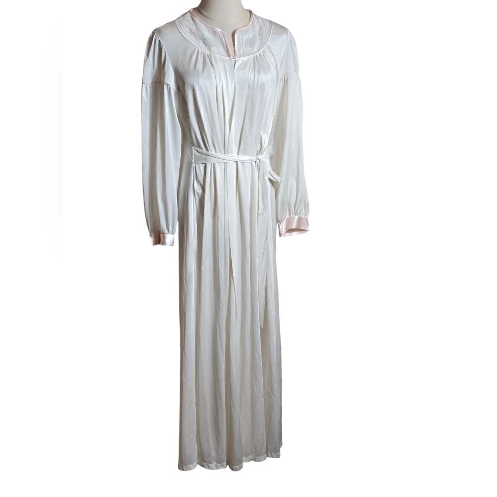 Sears Vintage White Bathrobe with Pink Satin Accents